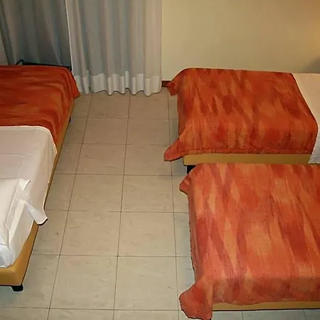 Gf Hotel
