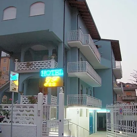 Gf Hotel